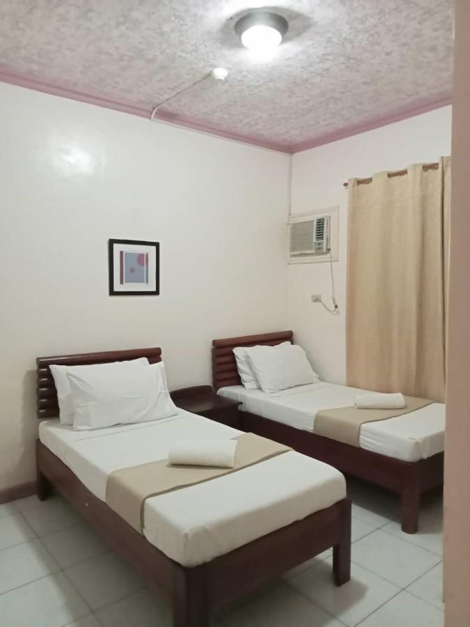 Reddoorz At Casa Marabella Villamonte Bacolod City Exterior foto